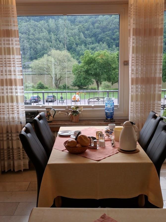 Wein- Und Gaestehaus St. Aldegundishof Санкт-Альдегунд Экстерьер фото